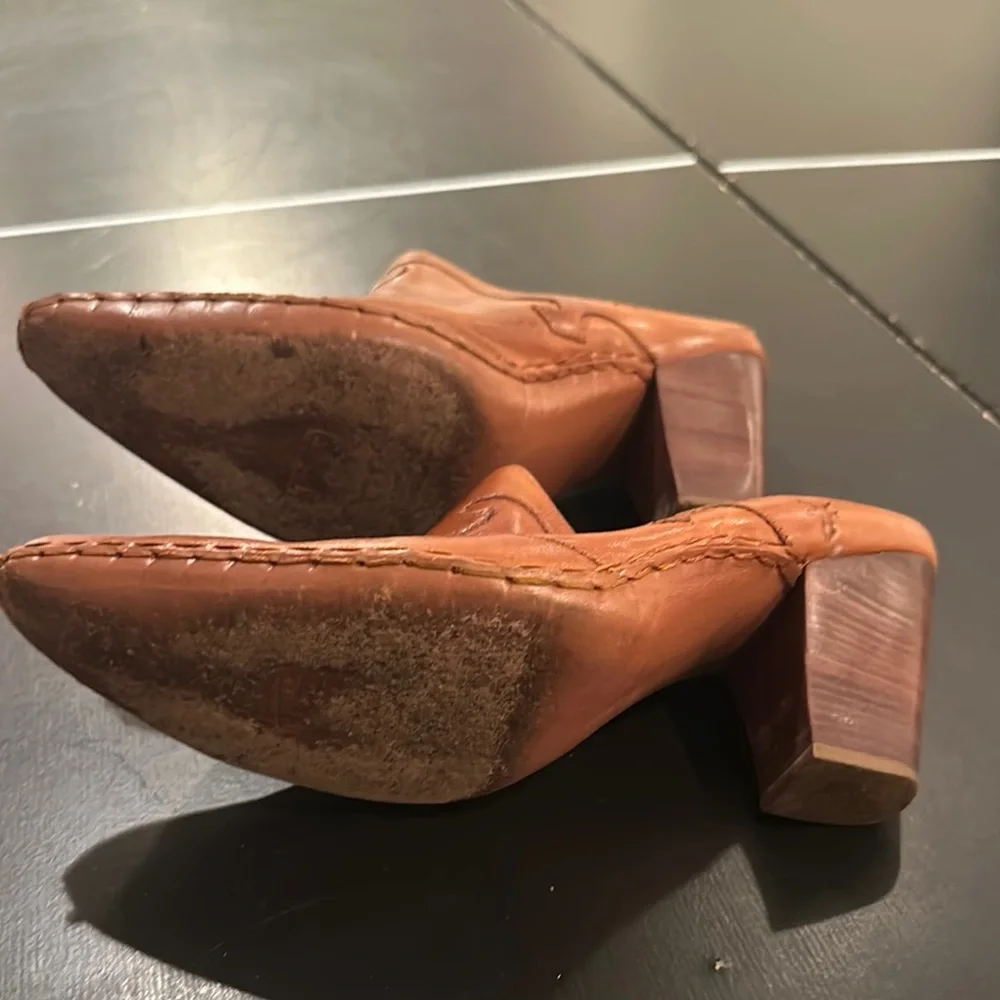 Frye Brown Loafers with Smooth Leather and Pointed Toe - Picture 3 of 3